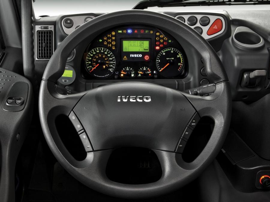  Iveco Stralis NR460 6x2 2010 года  (фото 3 из 4)